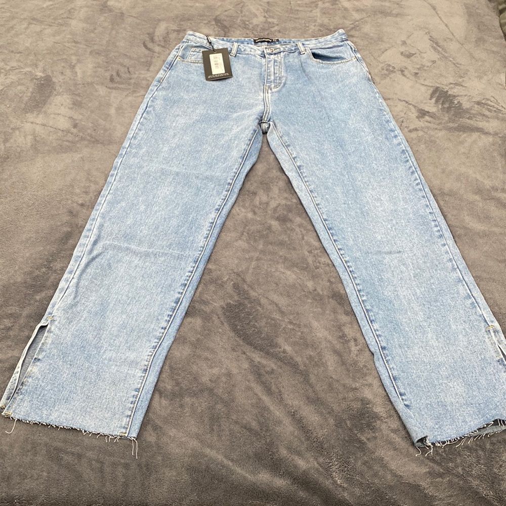 Pretty Little Thing Mid Blue Split Hem